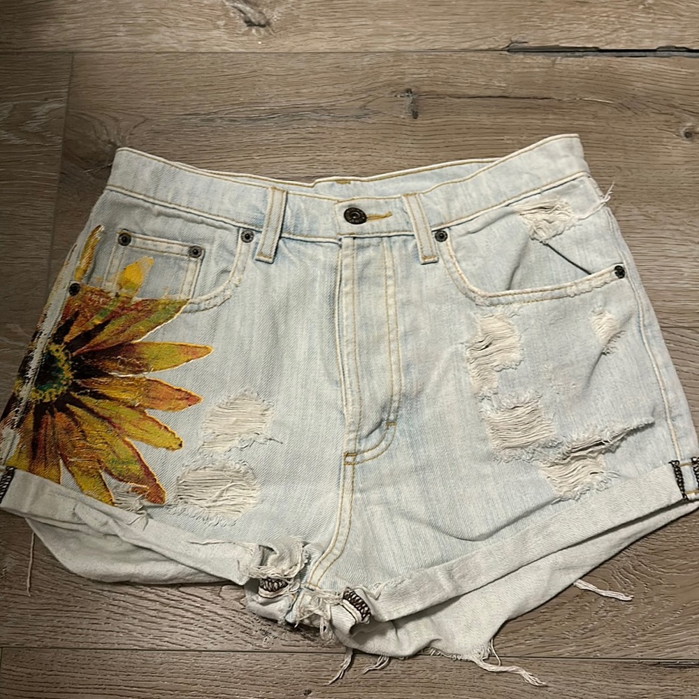 LF (Carmar) shorts